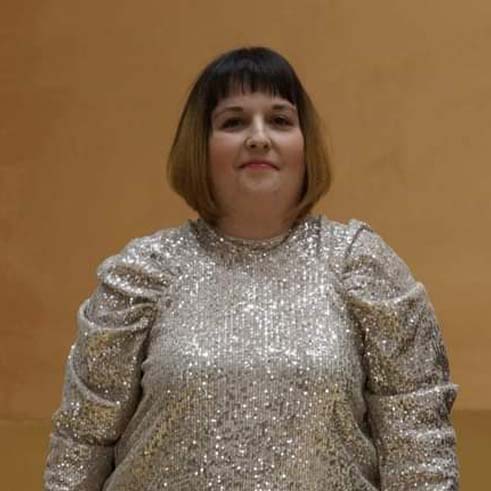 Александра Иванова