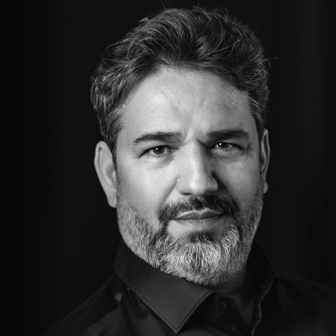 Efe Kışlalı